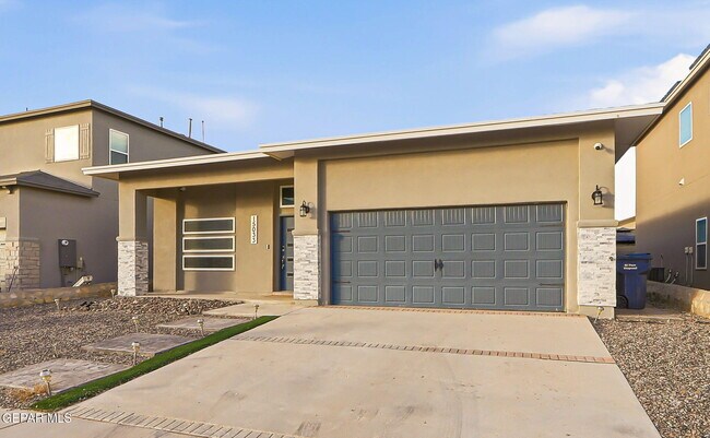 15033 Imagine Dr in El Paso, TX - Building Photo - Building Photo