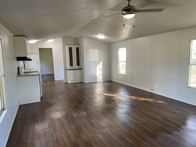 property at 21707 Ivy St