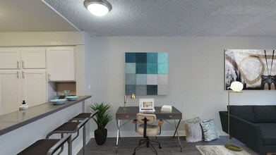 4250 Coldwater Canyon in Studio City, CA - Foto de edificio - Building Photo