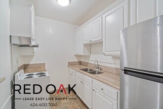 849 S Oxford Ave, Unit 103 in Los Angeles, CA - Building Photo - Building Photo