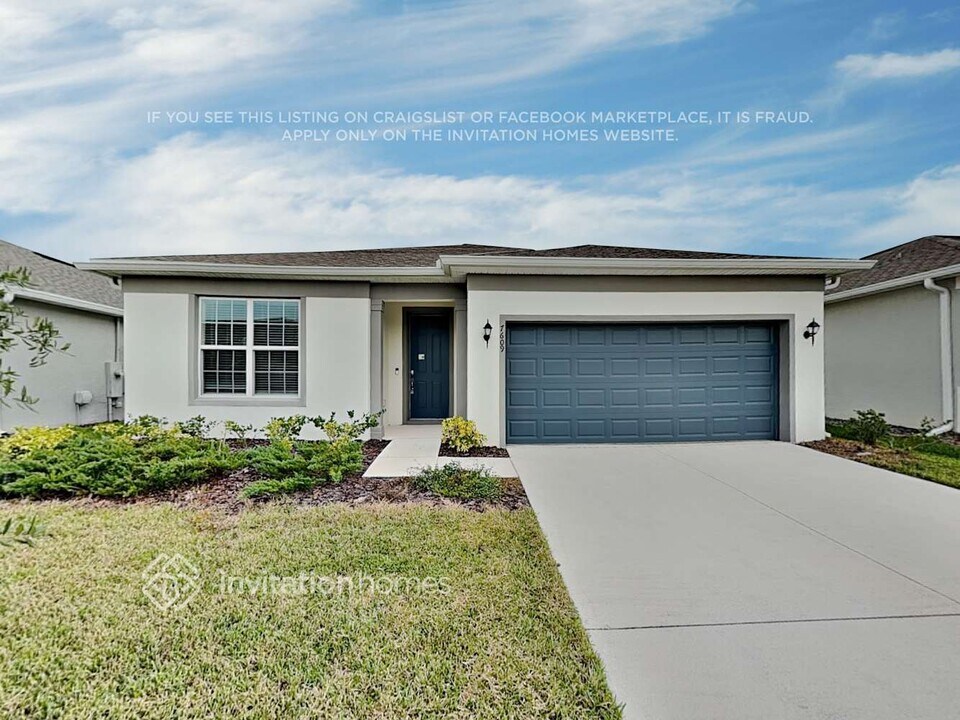 7609 Syracuse Dr in Clermont, FL - Building Photo