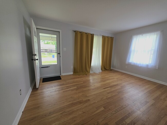 18306 Lennane St in Redford, MI - Building Photo - Building Photo