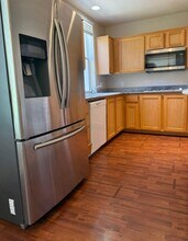 63 E Agate Ave in Las Vegas, NV - Building Photo - Building Photo