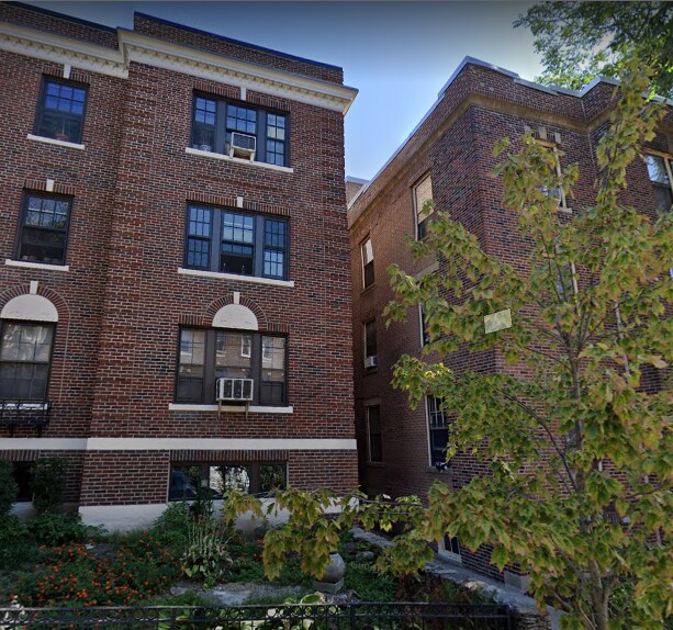 6 James St in Brookline, MA - Building Photo - Building Photo