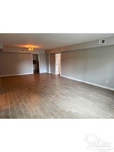 3066 Rosa Del Villa Dr in Gulf Breeze, FL - Building Photo - Building Photo