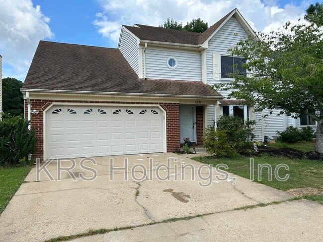 property at 2137 Weybridge Dr