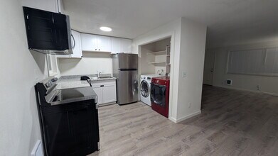 2912 R St in Vancouver, WA - Building Photo - Building Photo