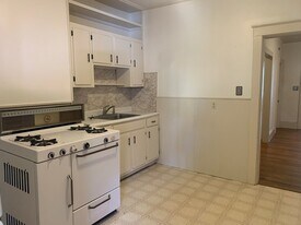 107 Rutherford Ave, Unit 1 in Boston, MA - Building Photo