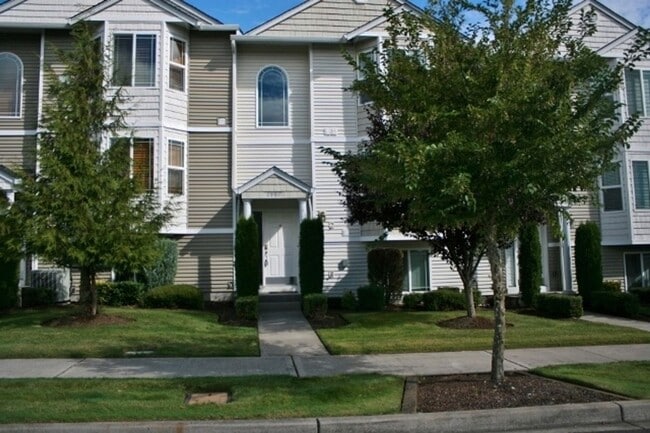 property at 3324 Mia St NE