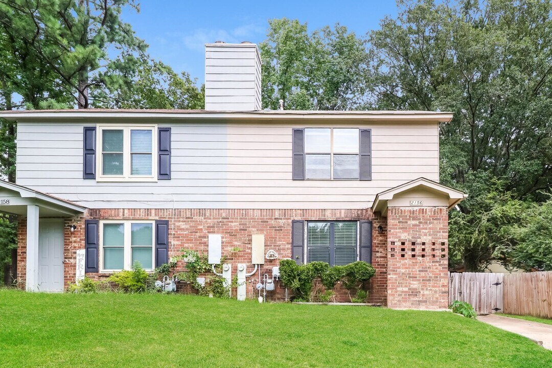 2156 Oldfield Dr in Memphis, TN - Building Photo