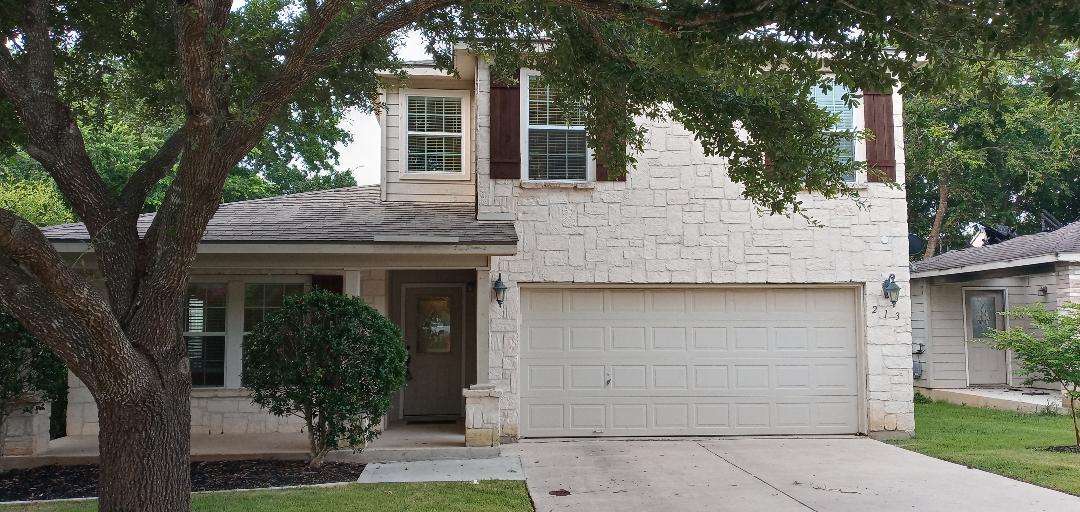 213 Sophia Cir in Boerne, TX - Building Photo