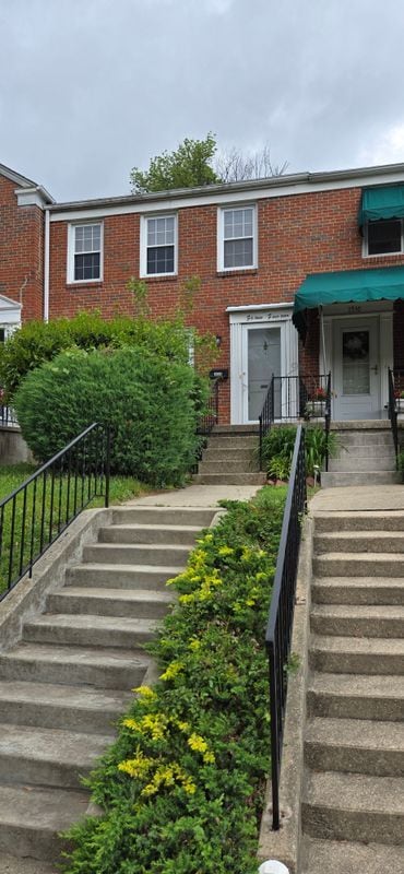 property at 1514 Dellsway Rd