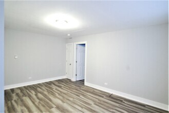 3030 Prairie St in Franklin Park, IL - Building Photo - Building Photo