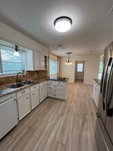 14318 Burgoyne Rd in Houston, TX - Building Photo - Building Photo