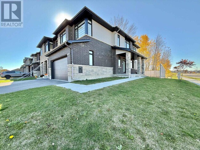 1000 Eider St in Ottawa, ON - Building Photo - Building Photo