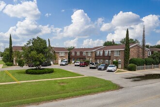Cypress Crossings in Bay Minette, AL - Foto de edificio - Building Photo