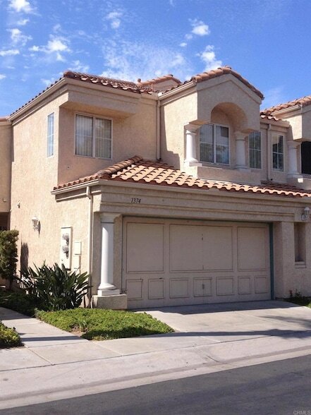 1374 Serena Cir in Chula Vista, CA - Building Photo - Building Photo