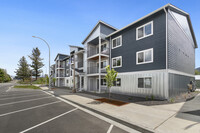 Millworx in Post Falls, ID - Foto de edificio - Building Photo