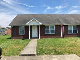 913 Bagwell Dr in Murray, KY - Building Photo