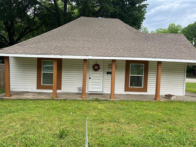 302 S Rusk St in Sherman, TX - Building Photo