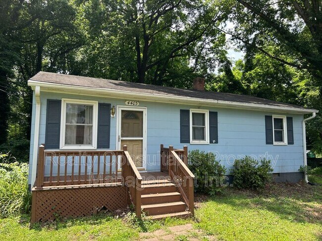 property at 4403 Edgemore Rd