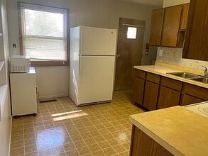 128 N Beech St in Princeton, IL - Building Photo - Building Photo