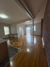 32 Hartwell St in Boston, MA - Building Photo - Building Photo