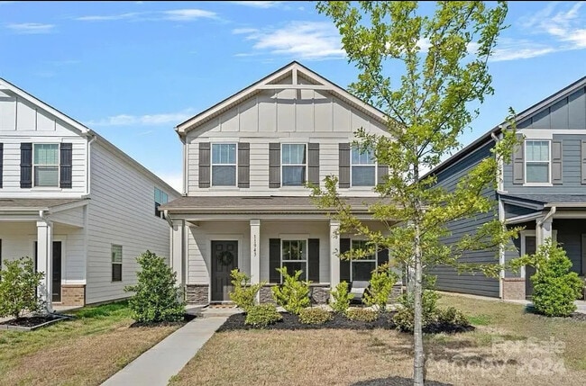 property at 11943 Old Statesville Rd