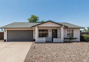 343 W Santa Cruz Dr in Tempe, AZ - Building Photo