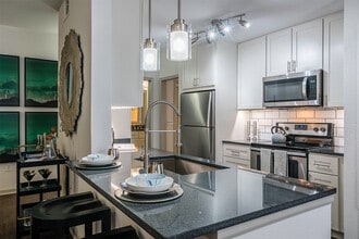 Cortland Gateway Park in Denver, CO - Building Photo - Building Photo