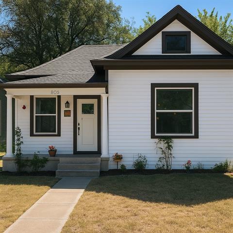 1006 W Chestnut St in Denison, TX - Building Photo