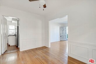 142 N Hamilton Dr in Beverly Hills, CA - Building Photo - Building Photo