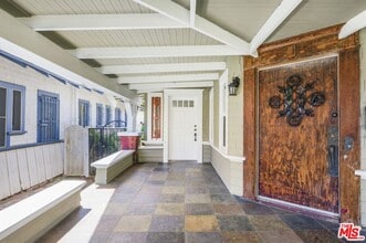 2230 W 30th St in Los Angeles, CA - Building Photo - Building Photo