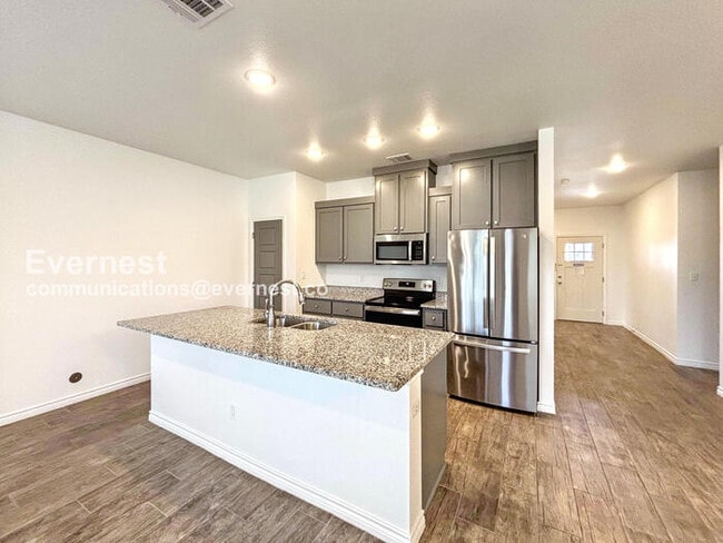 2203 Hornbeam St in Temple, TX - Foto de edificio - Building Photo