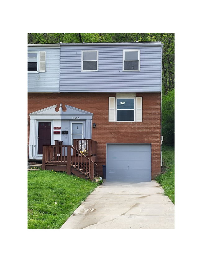 property at 1523 Summerdale St