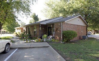 SavannahPark of Farmington in Farmington, AR - Building Photo