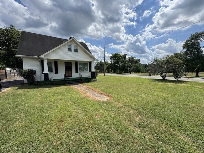 5011 Wyoming Ave in Nashville, TN - Building Photo - Building Photo