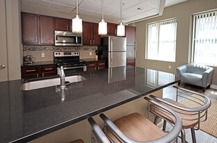 The Residences At Hanna in Cleveland, OH - Building Photo