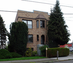 Alchemy Apartments in Seattle, WA - Building Photo - Building Photo