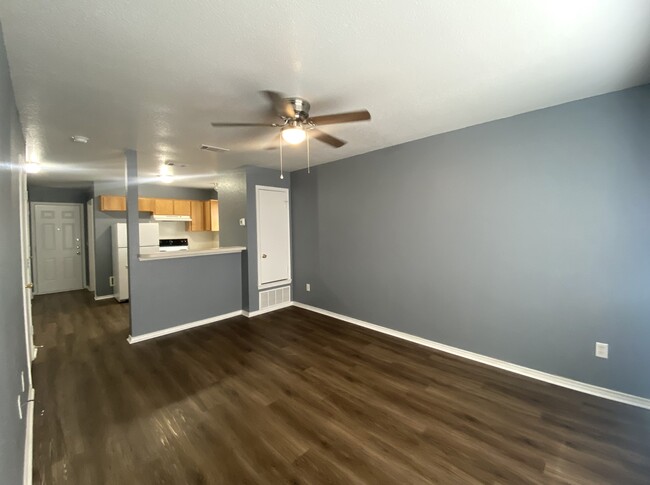 4102 Nadine Dr, Unit D in Killeen, TX - Foto de edificio - Building Photo