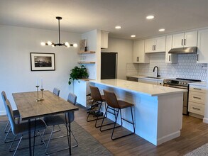 9710 Greenwood Ave N in Seattle, WA - Building Photo - Building Photo