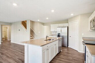 511 Marsh Aster Dr in Greenfield, IN - Building Photo - Building Photo