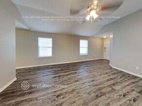 3335 Fiorella Way in Humble, TX - Foto de edificio - Building Photo