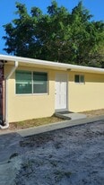 2312 Van Buren St, Unit 1 in Hollywood, FL - Building Photo