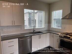 8769 15th Ave NW in Seattle, WA - Building Photo - Building Photo
