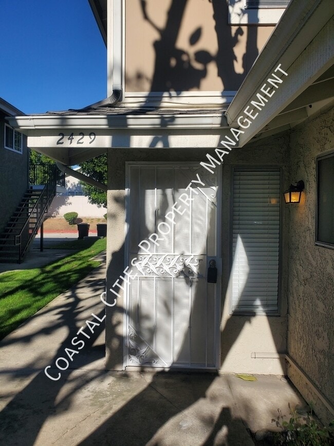 2429 College Ln in La Verne, CA - Building Photo - Building Photo