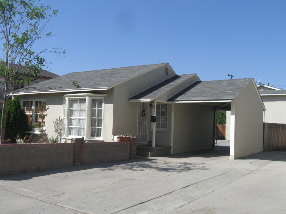 1711-1713 Park Ave in Long Beach, CA - Building Photo