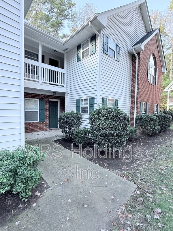 property at 5113 Rina Ct