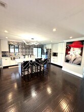 9189 NW 45th St in Sunrise, FL - Building Photo - Building Photo