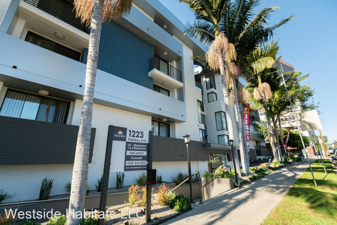 1223 Federal Ave in Los Angeles, CA - Foto de edificio